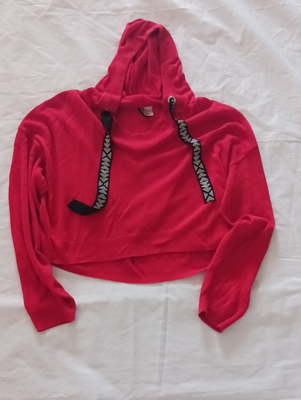 H&M Red Cropped Hooded Lightweight Sweater with Patterned Drawstrings